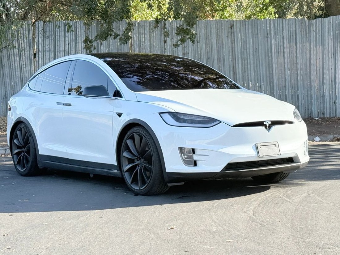 Suv in West Sacramento, CA, United States 3 - 19165076