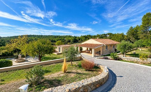 House in Flayosc, Provence-Alpes-Côte d'Azur, France 1