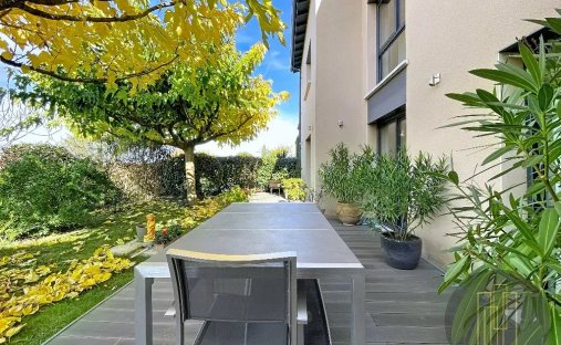 Casa a Saint-Pierre-la-Palud, Auvergne-Rodano-Alpi, Francia 1