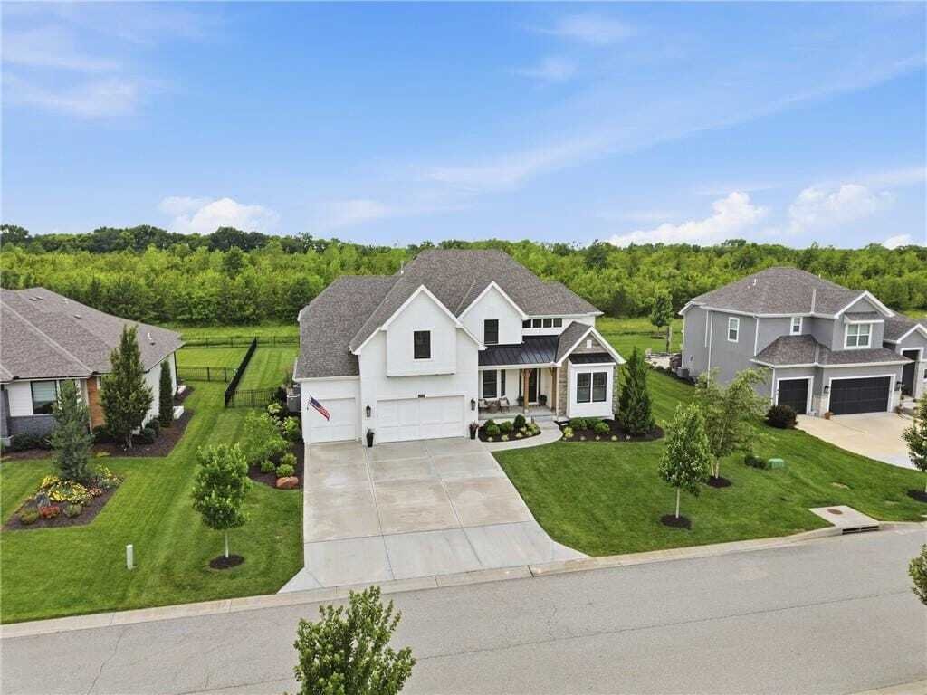House in Olathe, Kansas, United States 1 - 19165724