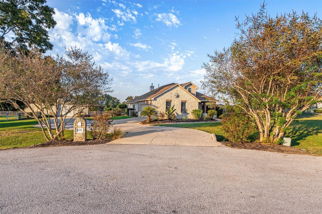 House in Montgomery, Texas, United States 2 - 19160699