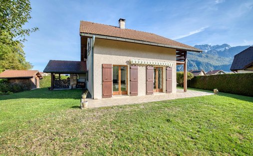 Maison à Doussard, Auvergne-Rhône-Alpes, France 1