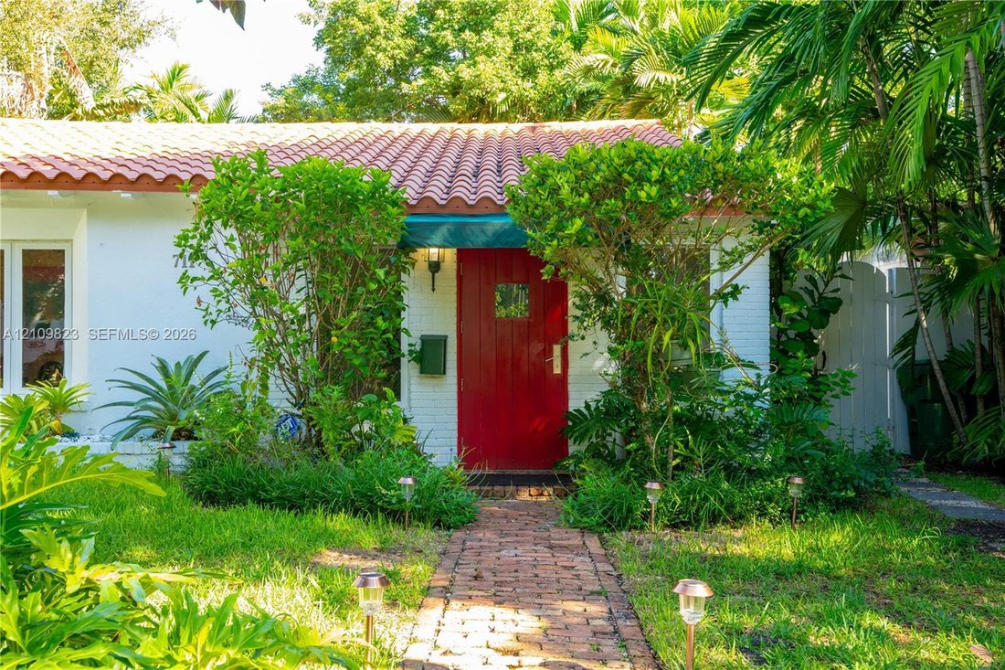 House in Miami, Florida, United States 2 - 19164526
