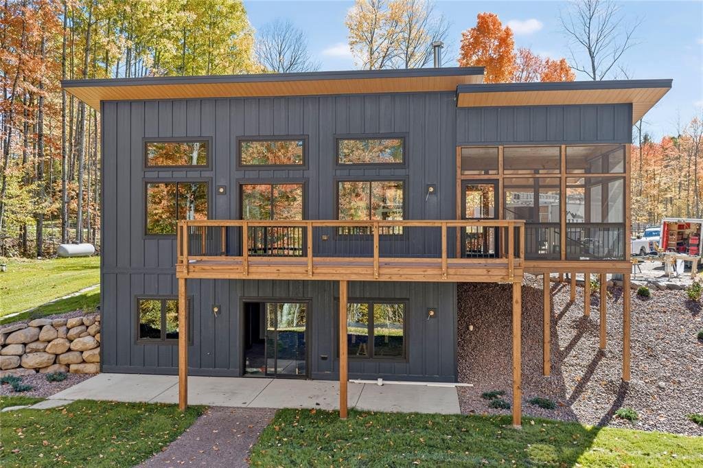 House in Hayward, Wisconsin, United States 1 - 19162331