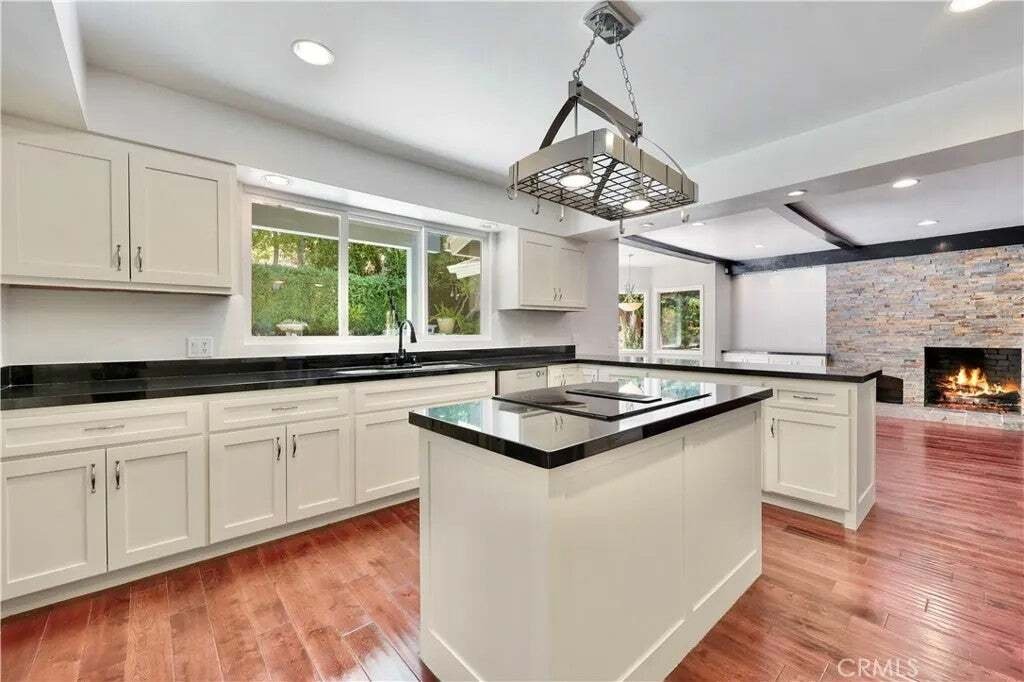 House in Los Angeles, California, United States 4 - 18676977