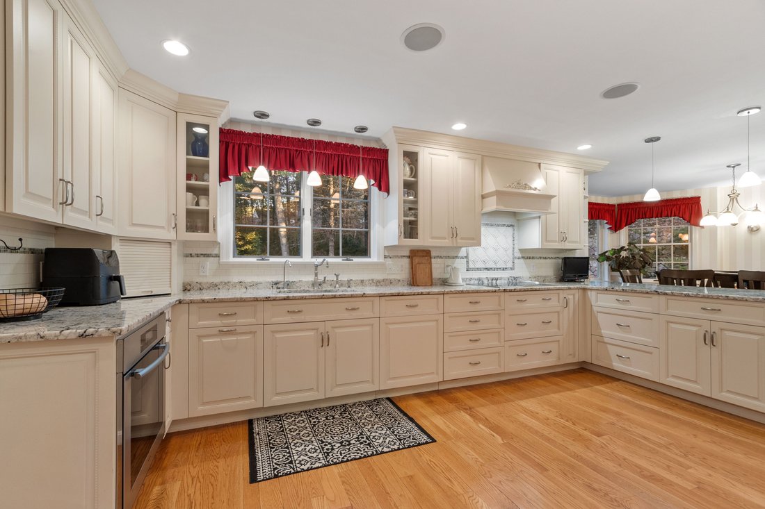 House in Concord, Massachusetts, United States 3 - 19159895