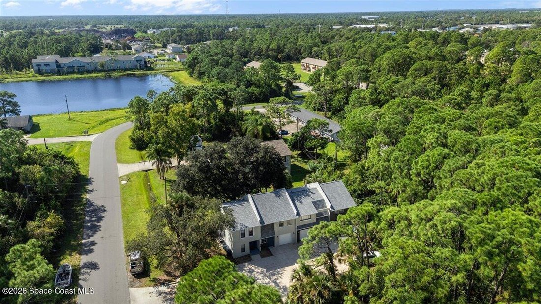 Grant-Valkaria, Florida, United States 4 - 19162301