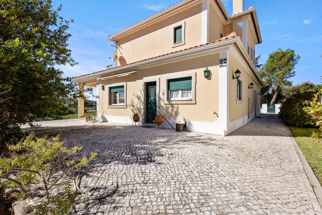 Villa in Santa Maria, Sao Pedro e Sobral da Lagoa, Leiria District, Portugal 2 - 19161323