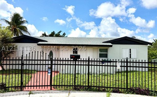 Casa en Miami Gardens, Florida, Estados Unidos 1