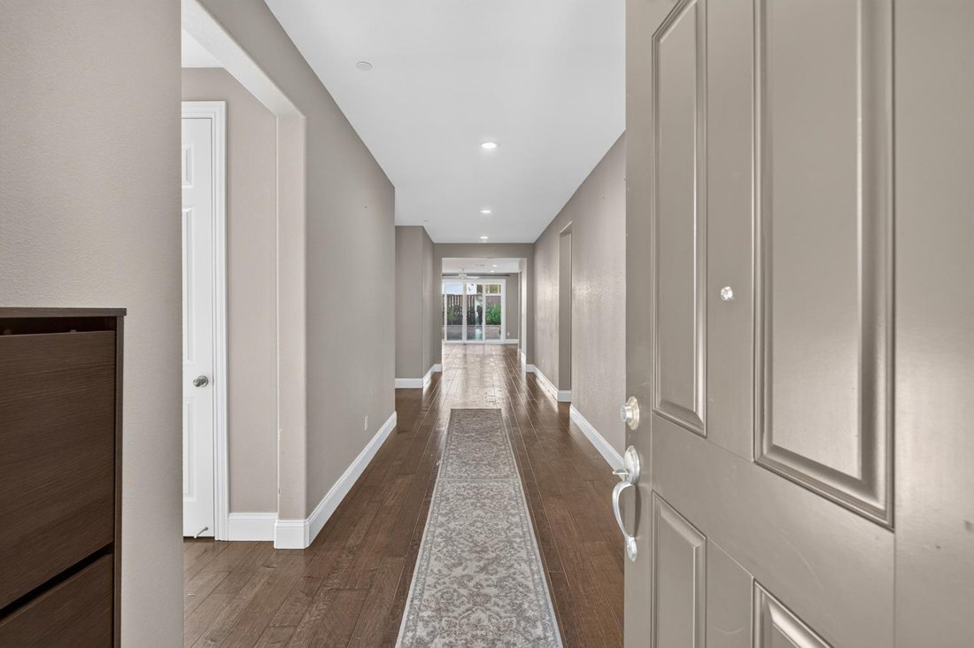 House in Elk Grove, California, United States 5 - 19164916