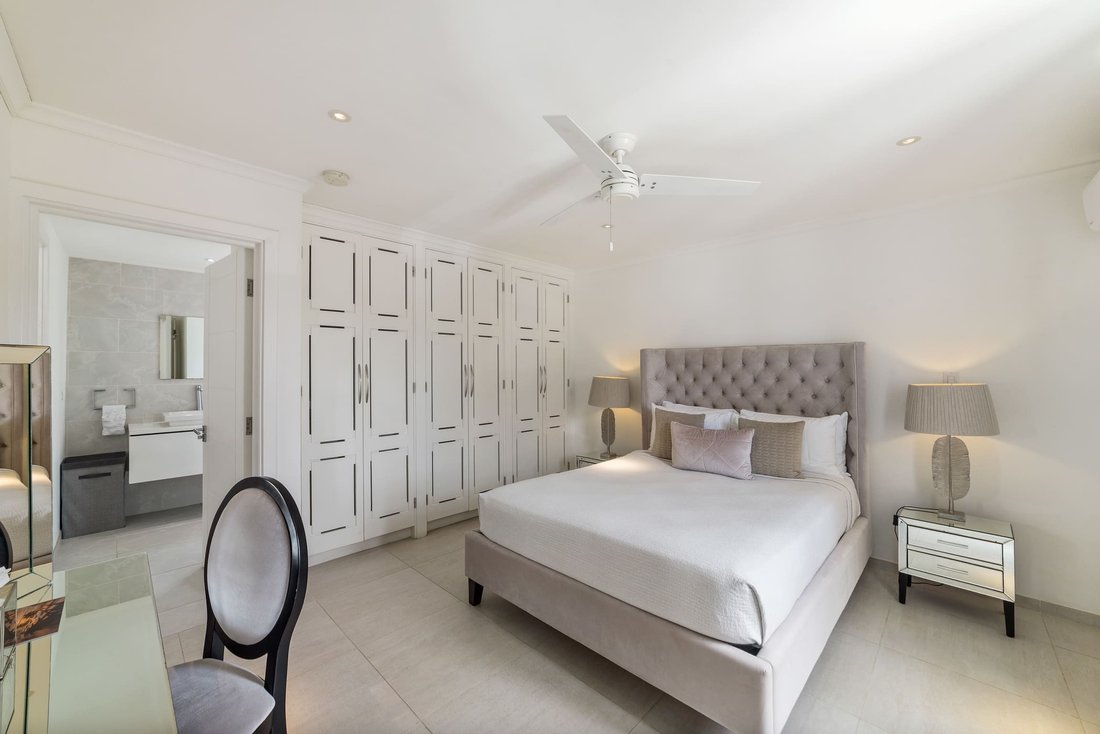 Apartment in Paynes Bay Beach, Saint James, Barbados 1 - 14319705