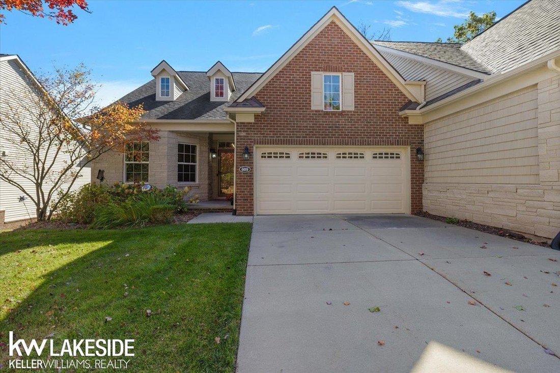 Condo in Rochester, Michigan, United States 2 - 19161619