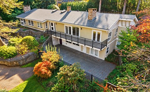 House in Surrey, British Columbia, Canada 1