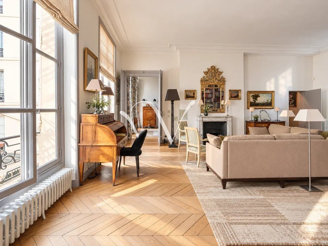 Apartment in Monnaie, Paris 6e Arrondissement, Paris 5 - 17473284