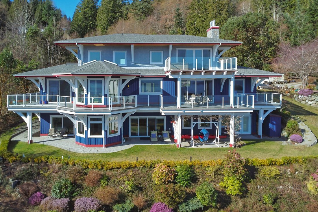 House in Gibsons, British Columbia, Canada 1 - 19162115