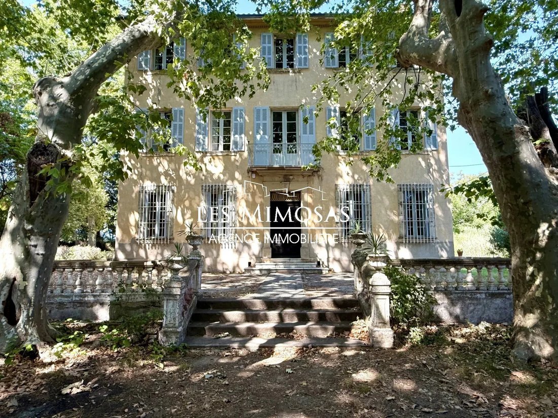 Domaine à Partie Nord-Ferrieres-Cadenades-Rouviere, Le Muy, France 1 - 19161022