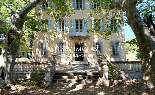 Anwesen in Partie Nord-Ferrieres-Cadenades-Rouviere, Le Muy, Frankreich 1