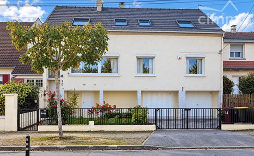 Casa a Guy Mocquet-Jean Mermoz, Gournay-sur-Marne, Francia 1