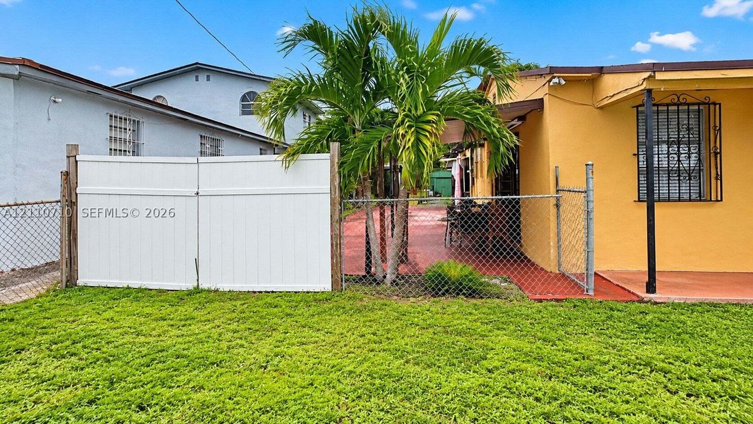 House in Hialeah, Florida, United States 4 - 19163449