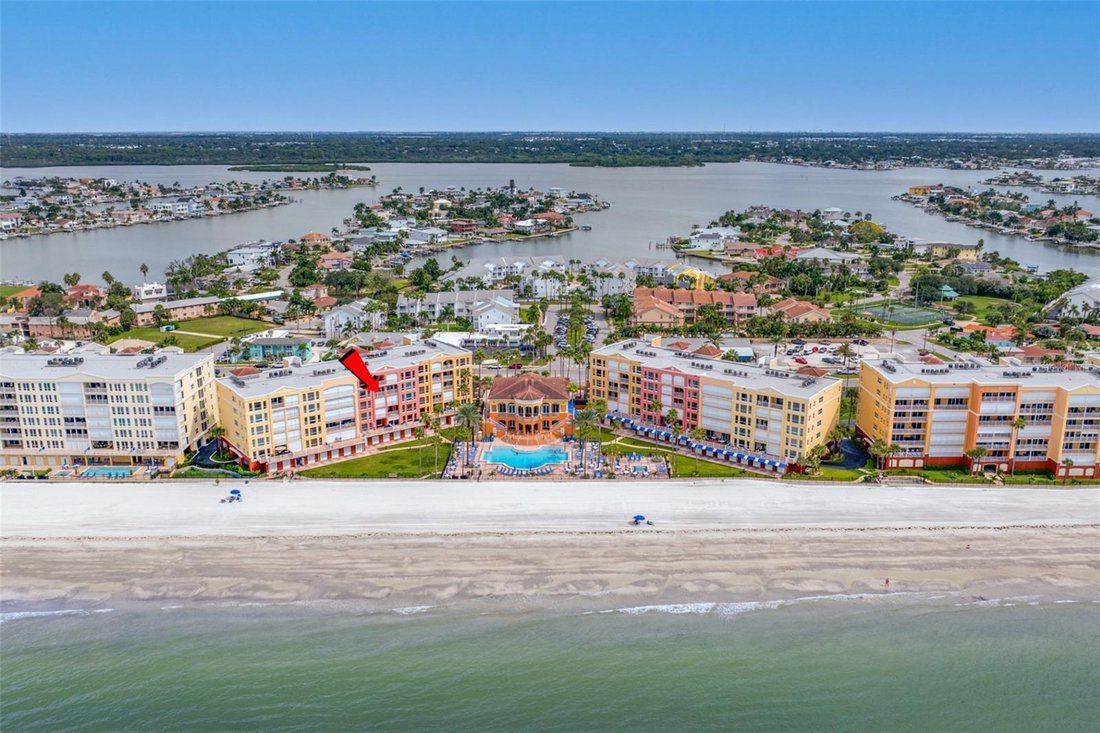 Condominio a Madeira Beach, Florida, Stati Uniti 1 - 19155334