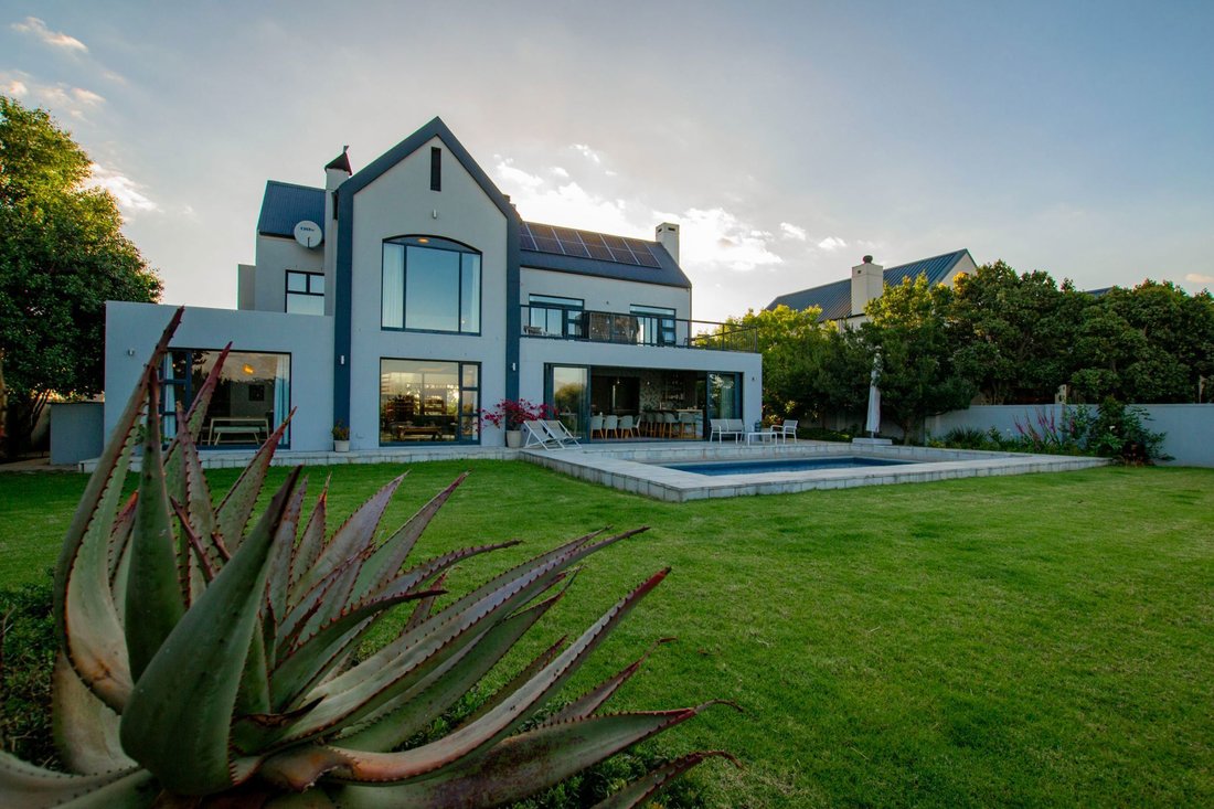 House in Cape Town, Western Cape, South Africa 1 - 19162779