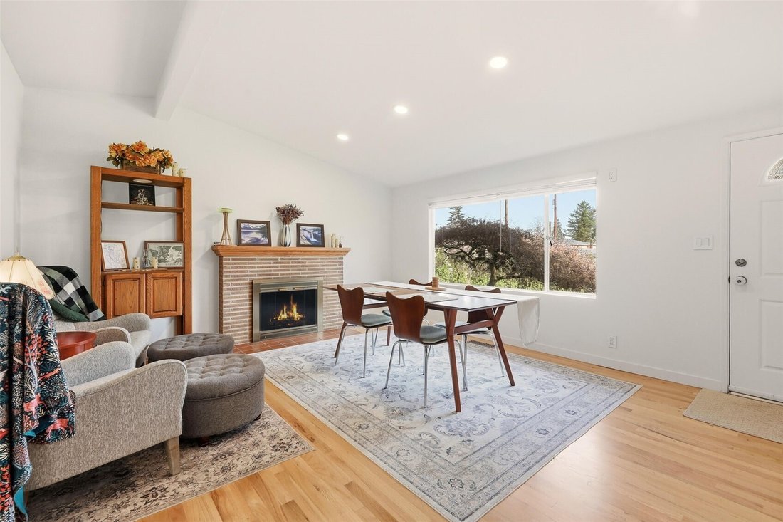 House in Bellevue, Washington, United States 5 - 19166069