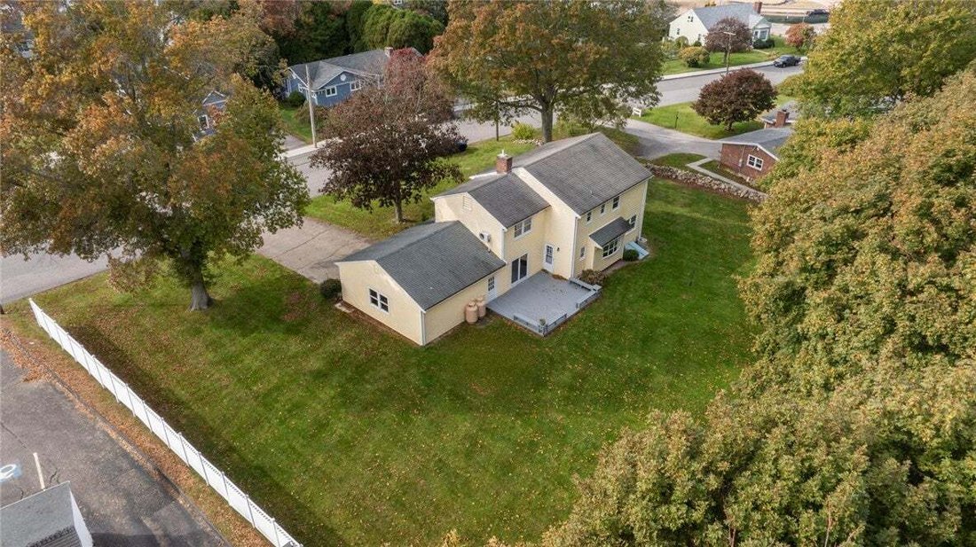 House in Westerly, Rhode Island, United States 4 - 19162557
