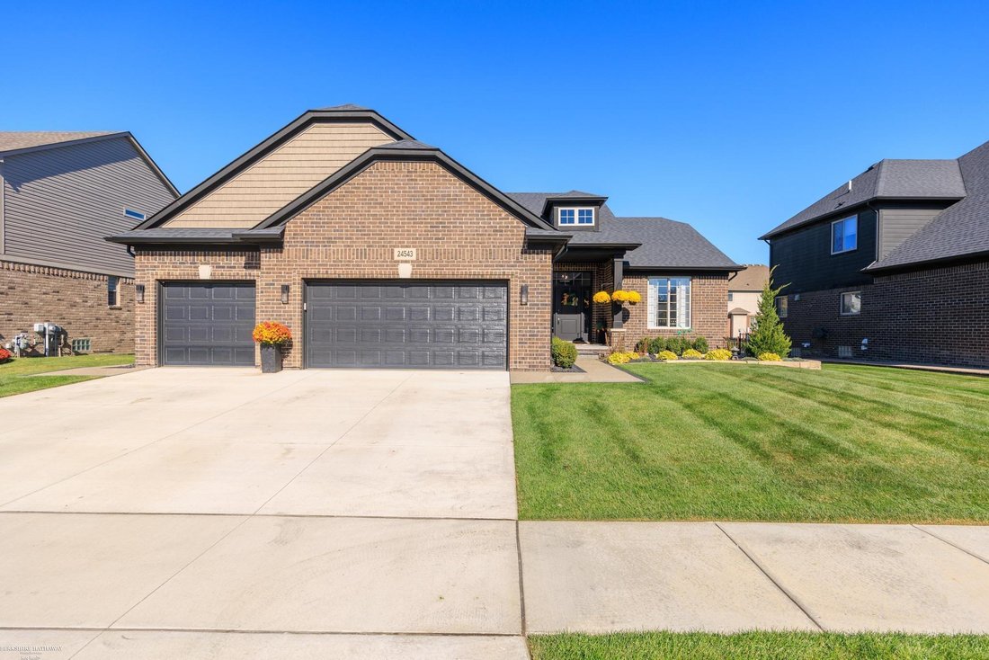 House in Macomb, Michigan, United States 1 - 19163791