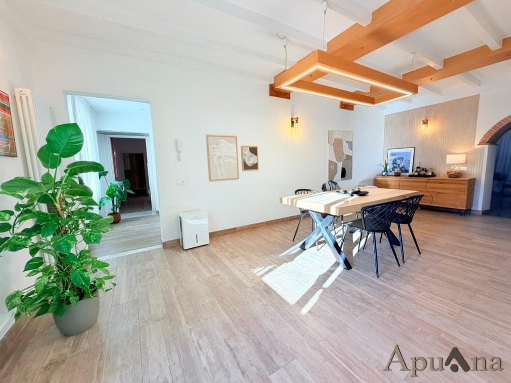 Penthouse in Centro, Massa, Italy 1 - 19163242