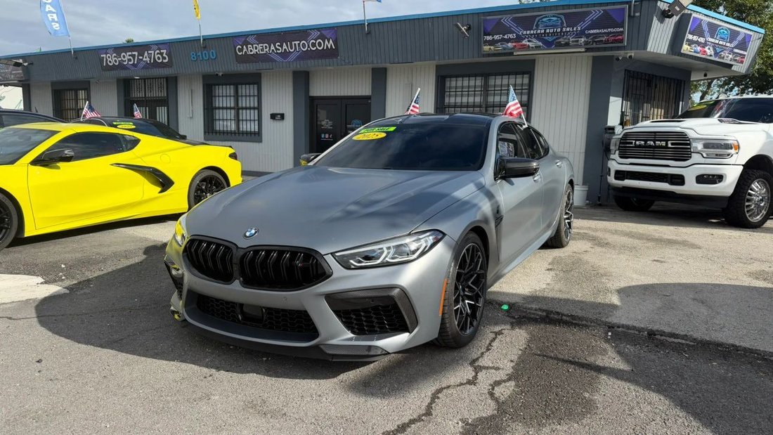 Sedan in Hialeah Gardens, FL, United States 2 - 19165057