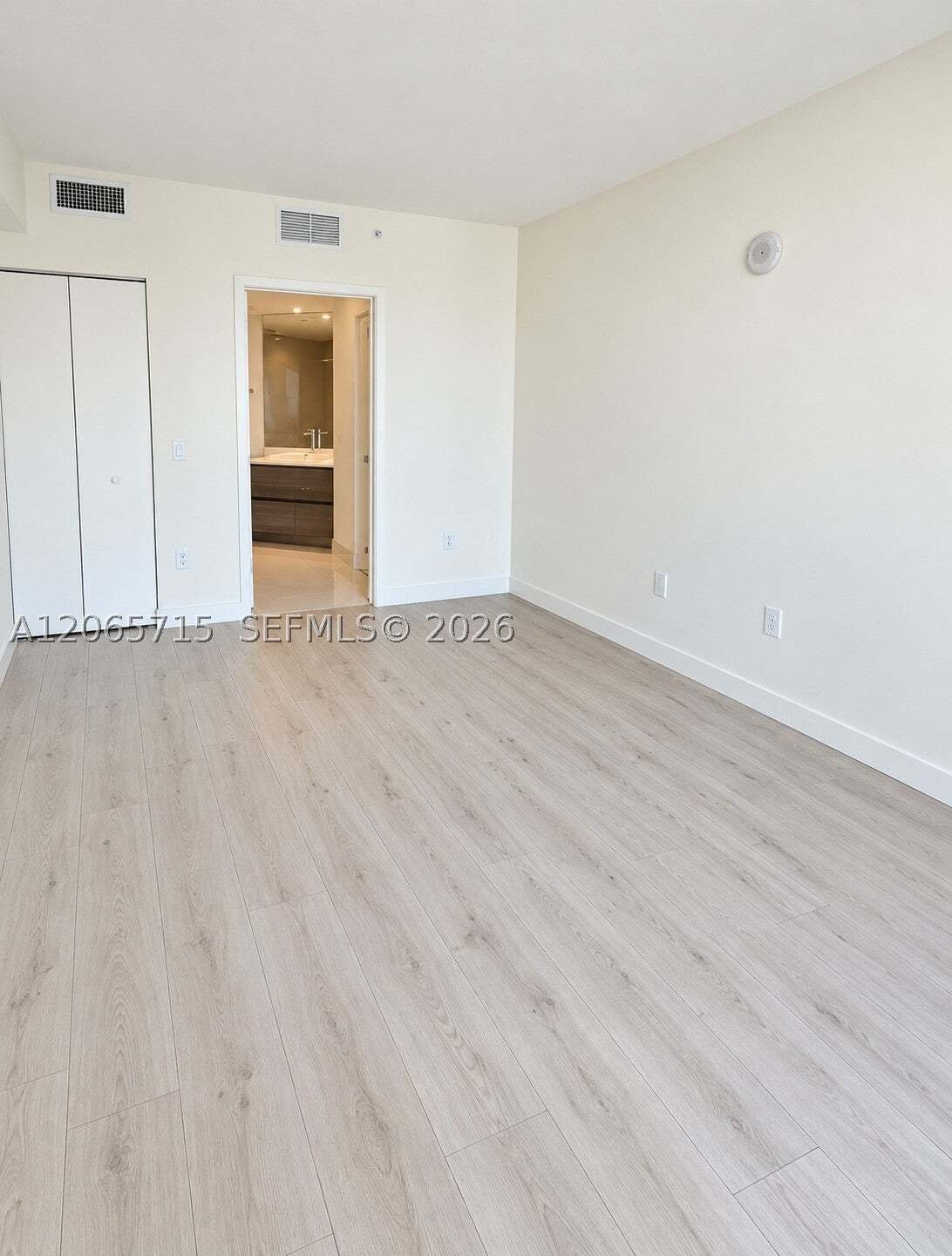 Appartement à Miami, Floride, États-Unis 5 - 18687296