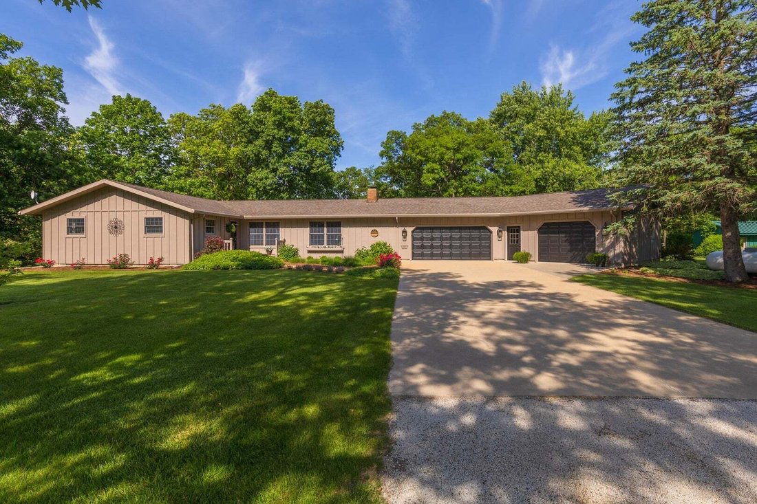 House in Pontiac, Illinois, United States 3 - 19163657