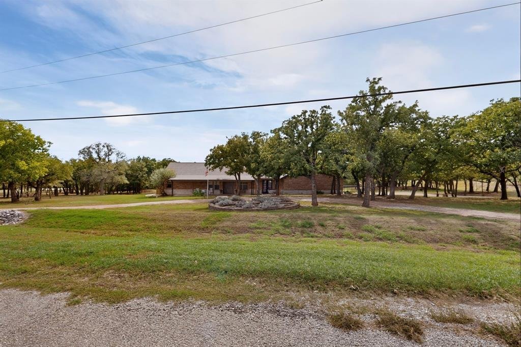 House in Sunset, Texas, United States 2 - 19160694
