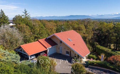 Casa en Crozet, Auvernia-Ródano-Alpes, Francia 1