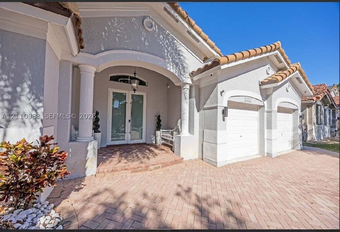 House in West Miami, Florida, United States 1 - 19160298