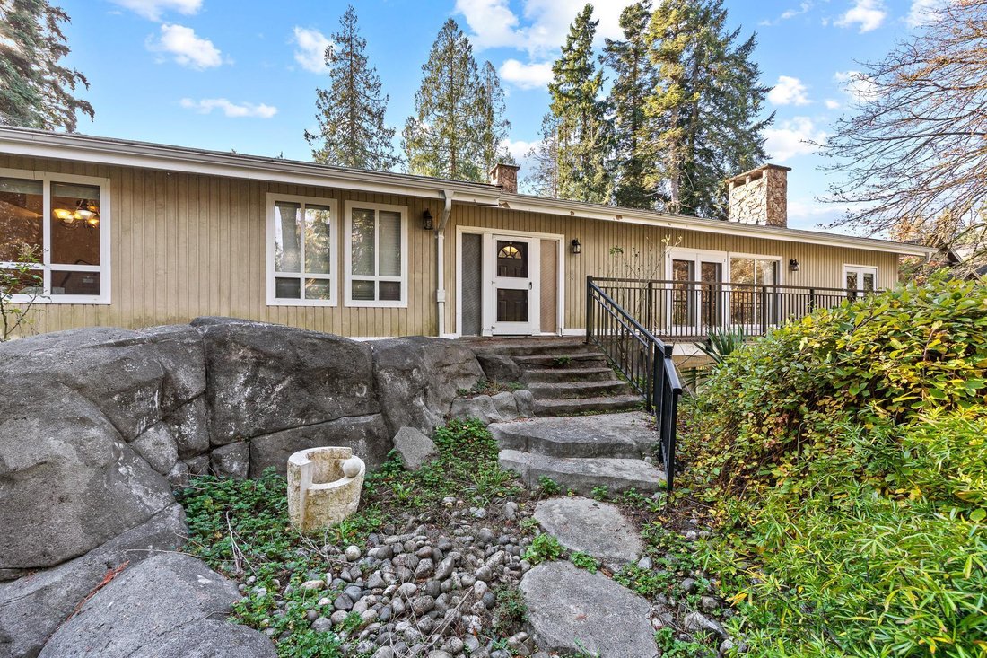 House in Surrey, British Columbia, Canada 4 - 19165837