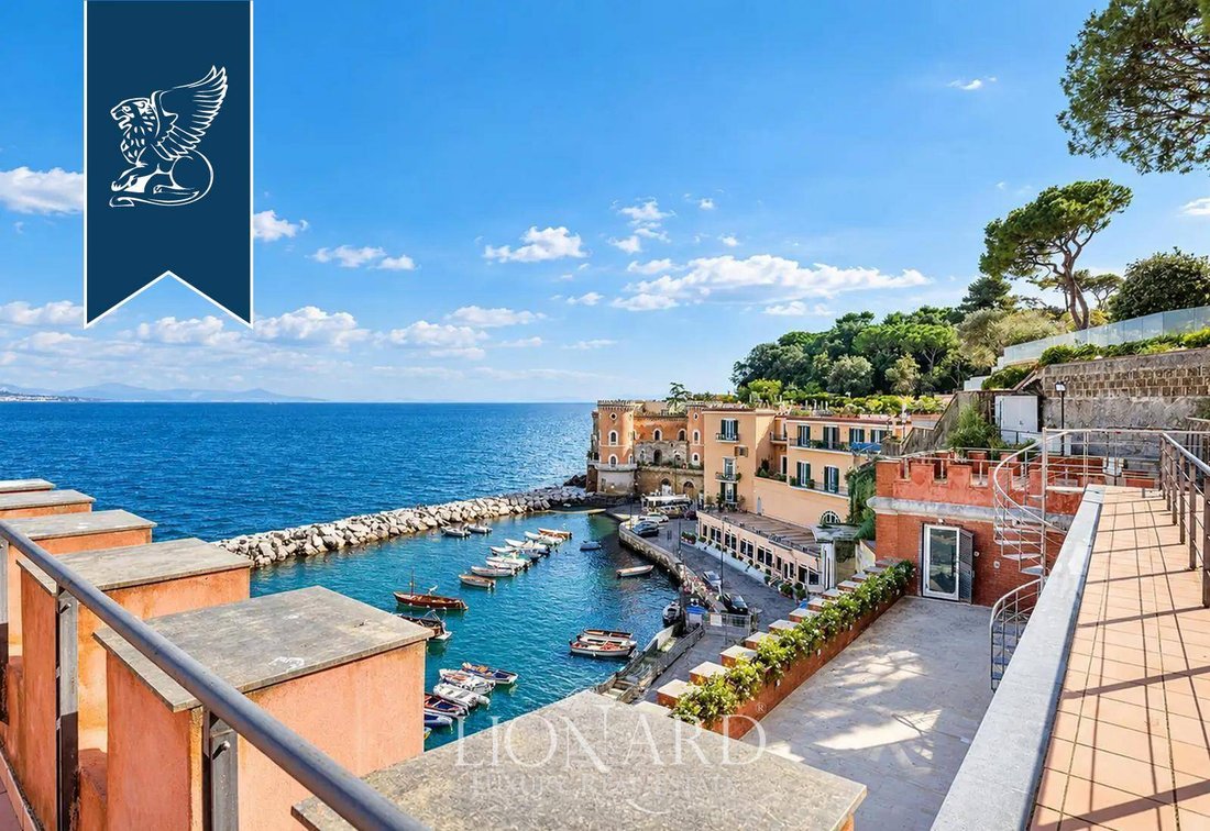 Apartment in Posillipo, Naples, Campania 1 - 19164591