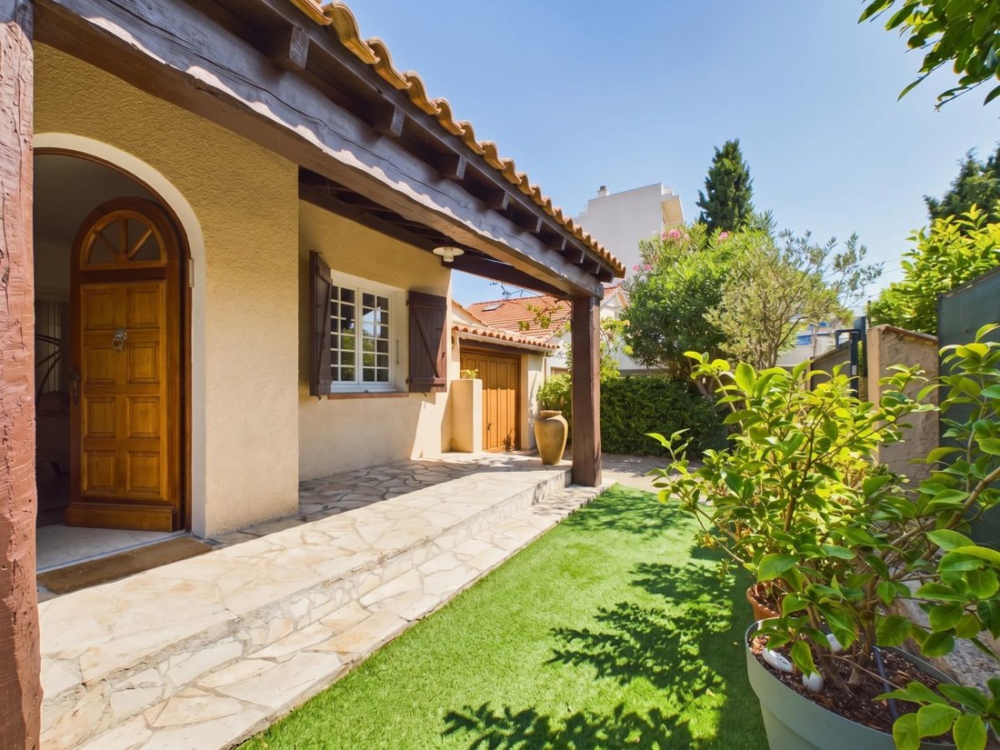Maison à Juan les Pins-Gallice, Antibes, France 2 - 19161079