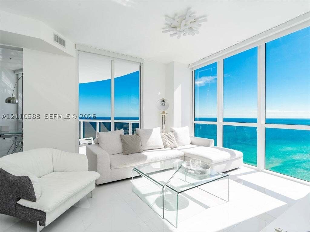 Condominio en Golden Beach, Florida, Estados Unidos 1 - 19163469