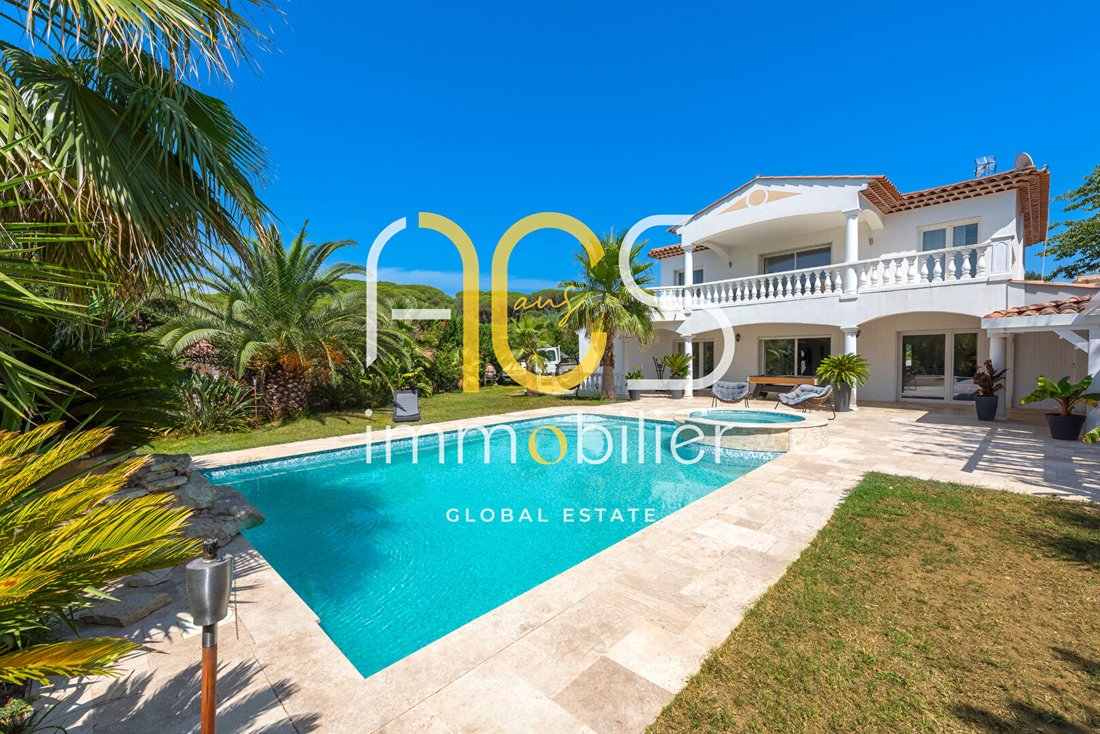 Villa a Fréjus, Provenza-Alpi-Costa Azzurra, Francia 2 - 17062110