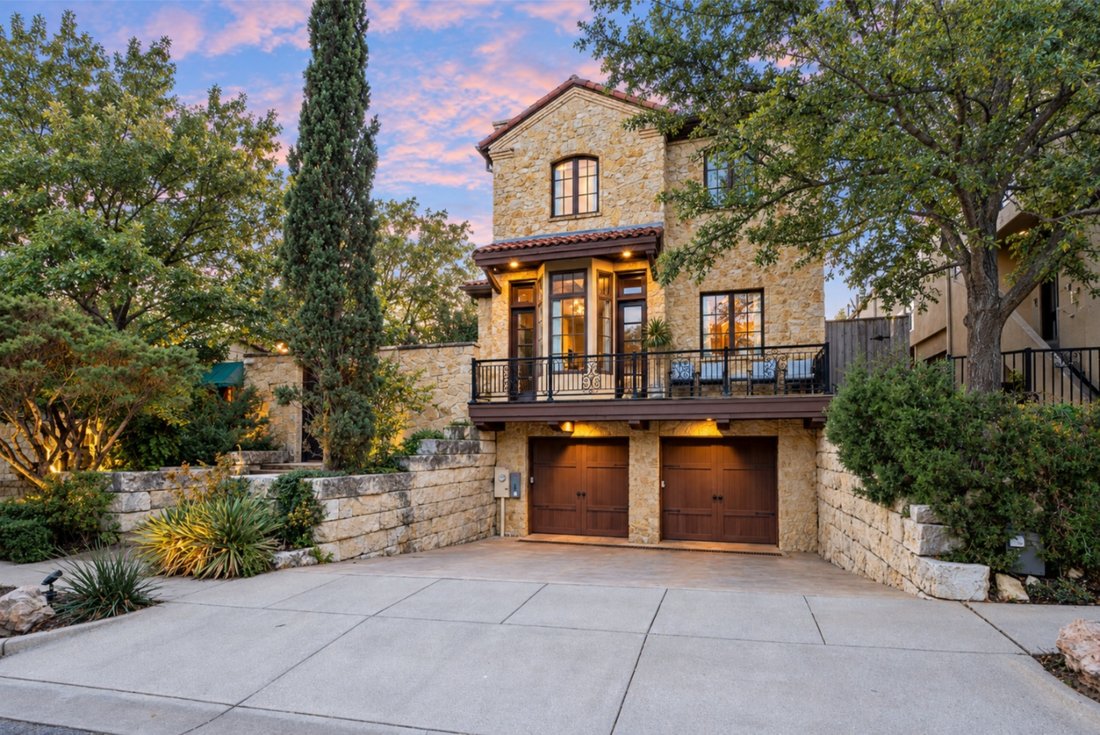 House in Dallas, Texas, United States 1 - 19160995