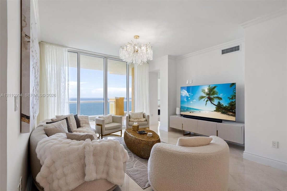 Condominio a Golden Beach, Florida, Stati Uniti 1 - 19164525
