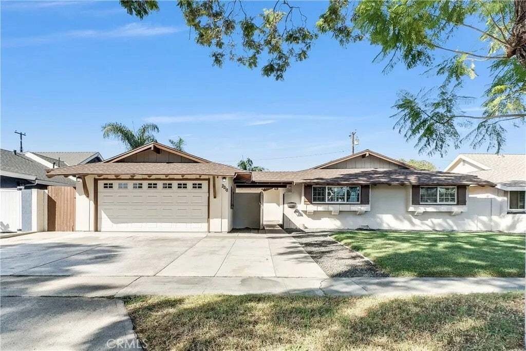 House in Santa Ana, California, United States 1 - 19163896