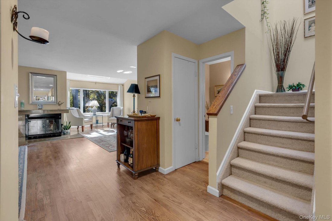 Condo in Northport, New York, United States 3 - 19164449