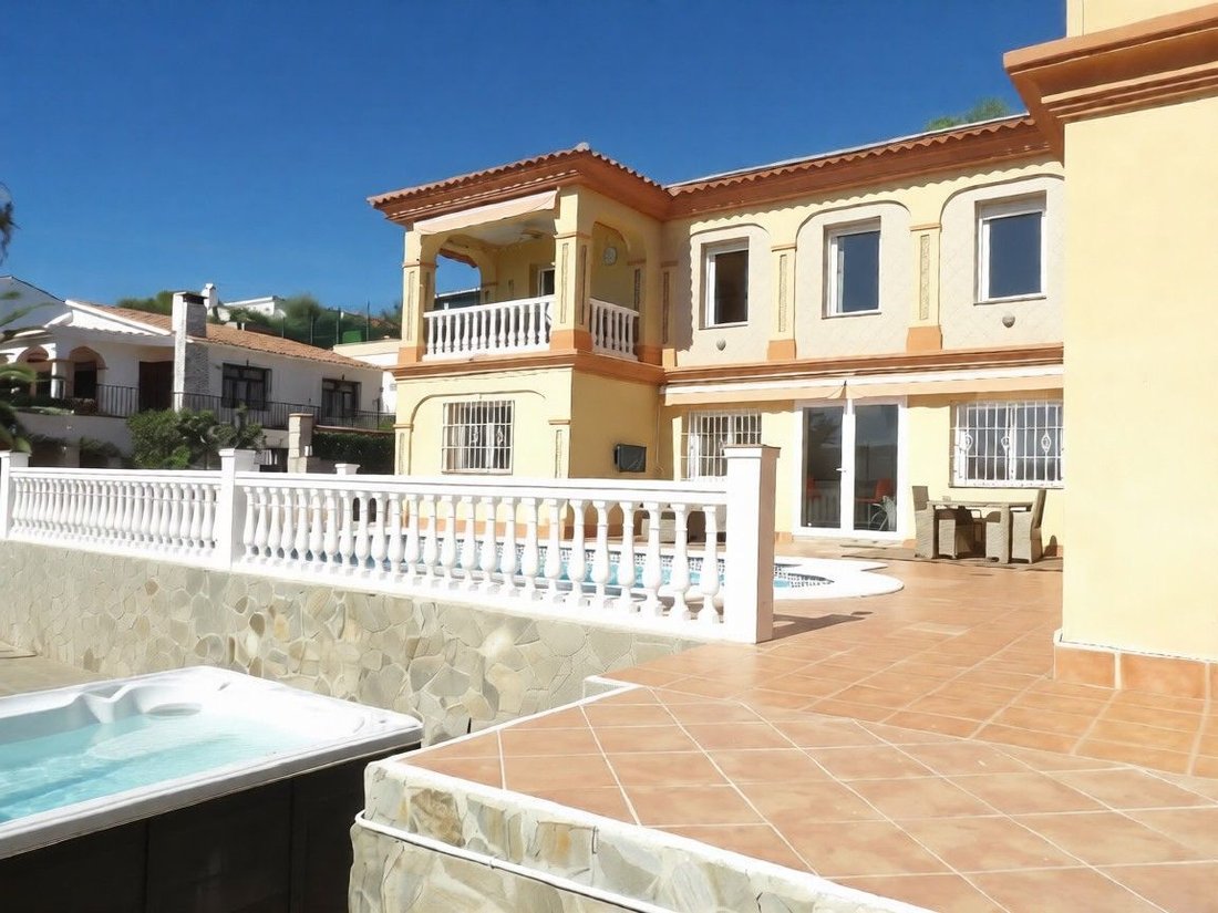 Villa en Coín, Andalucía, España 1 - 19160523