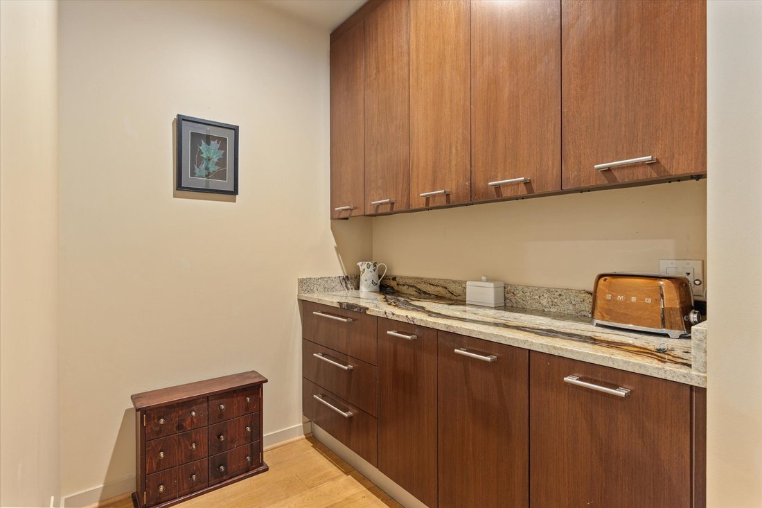 Condo in Kirkland, Washington, United States 4 - 19136161