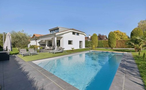Villa in Choulex, Canton of Geneva, Switzerland 1