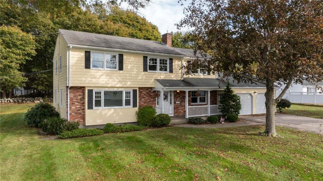 House in Westerly, Rhode Island, United States 1 - 19162557