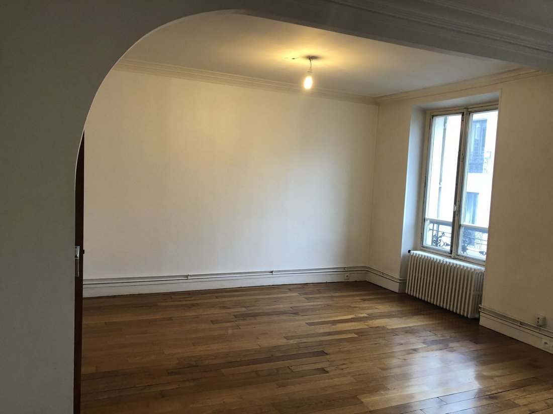 Apartment in Lorette-Martyrs, Paris 9e Arrondissement, Paris 2 - 19160941