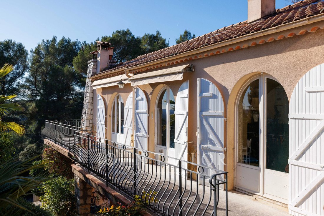 Haus in Saint-Paul-de-Vence, Provence-Alpes-Côte d'Azur, Frankreich 2 - 17247813